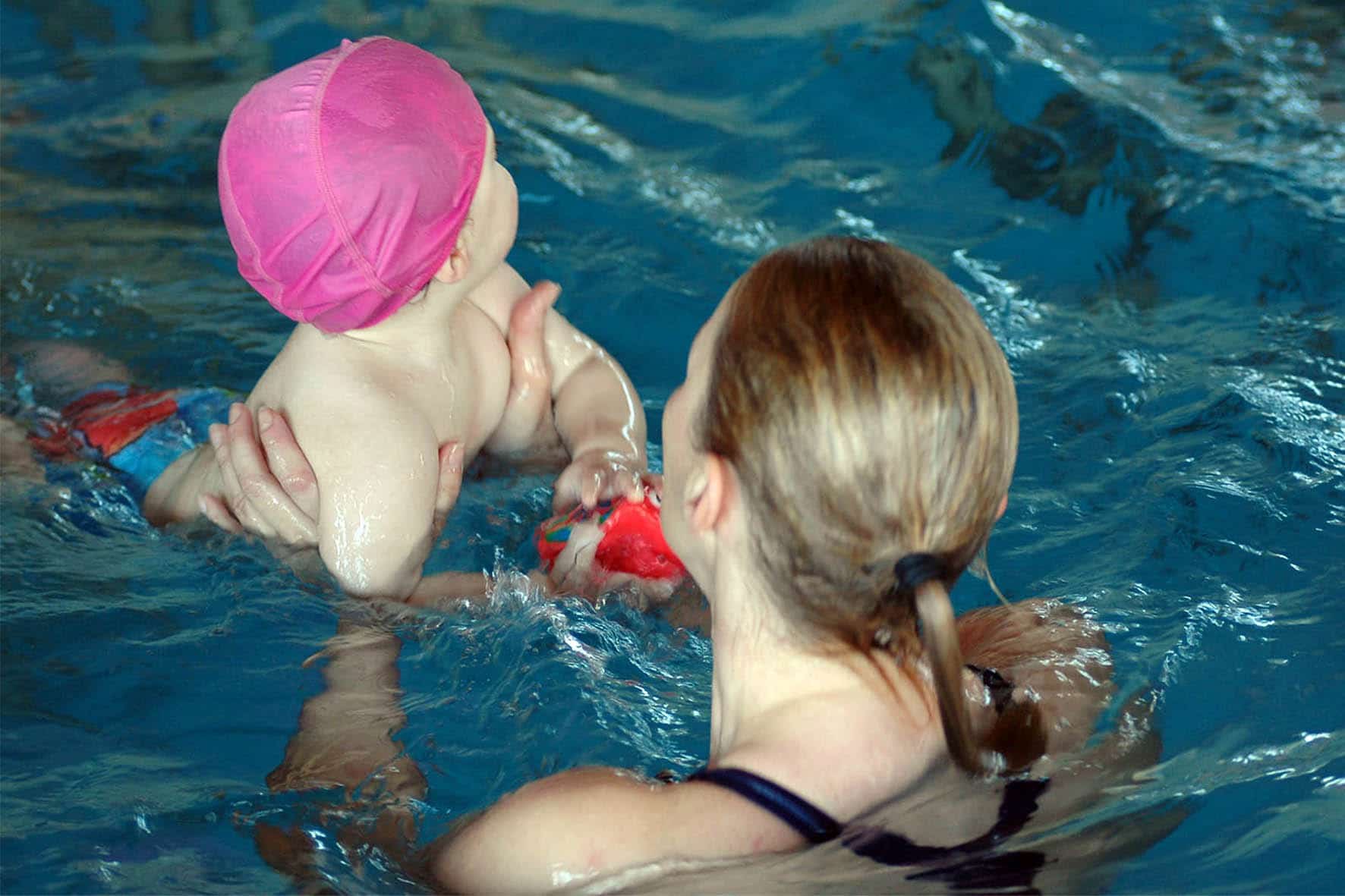 arezzo,-quattro-settimane-di-lezioni-gratuite-di-nuoto-baby-con-la-chimera-nuoto-–-toscana-news